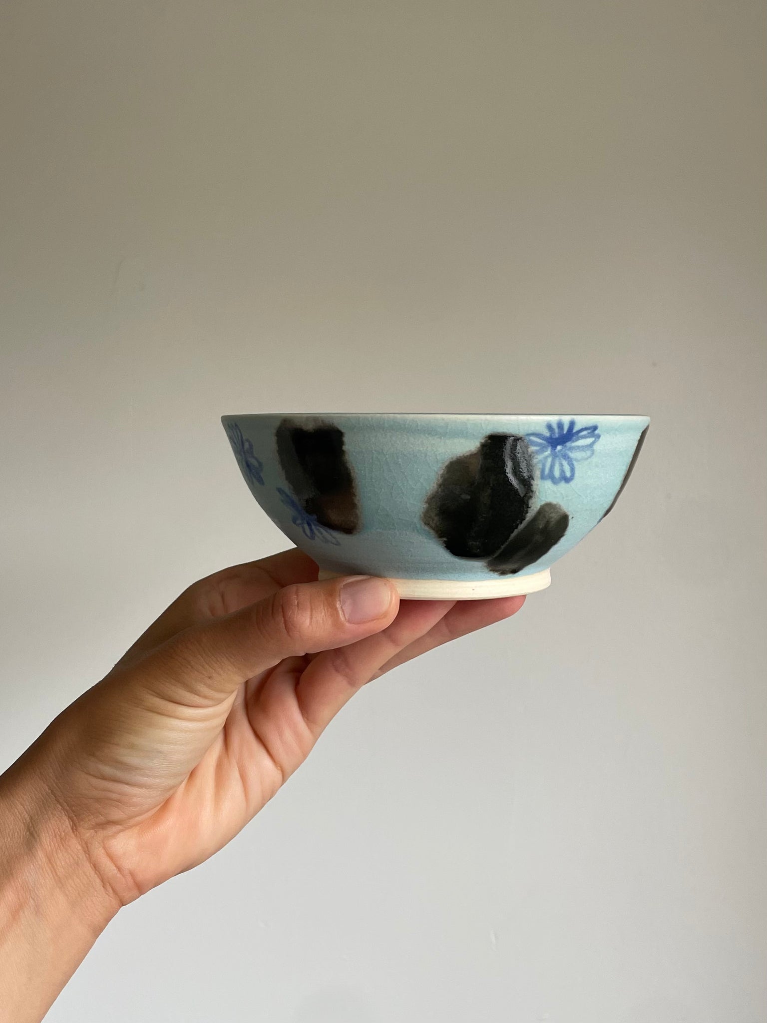 Blue matte flower small bowl