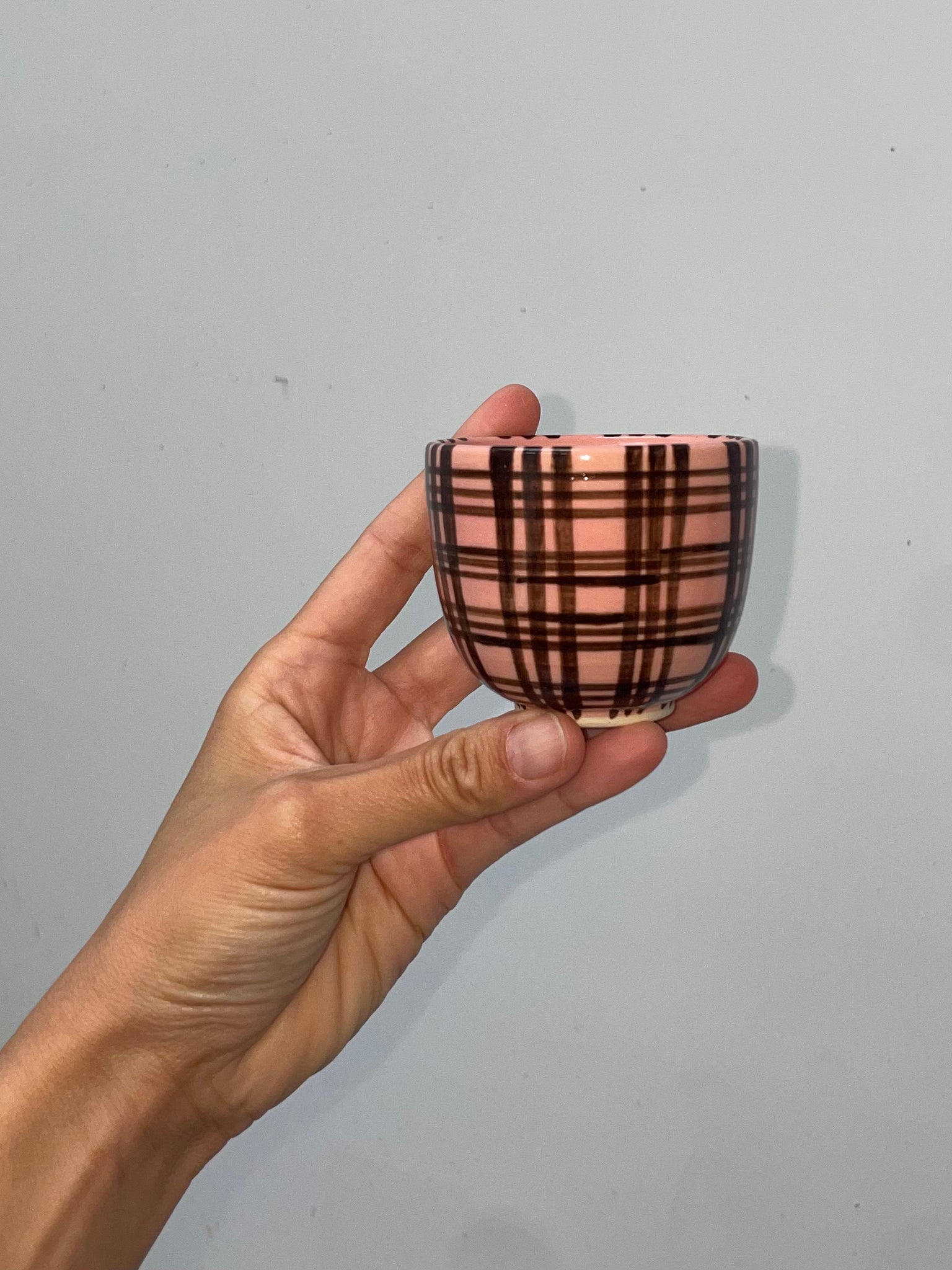 CUP pink brown plaid