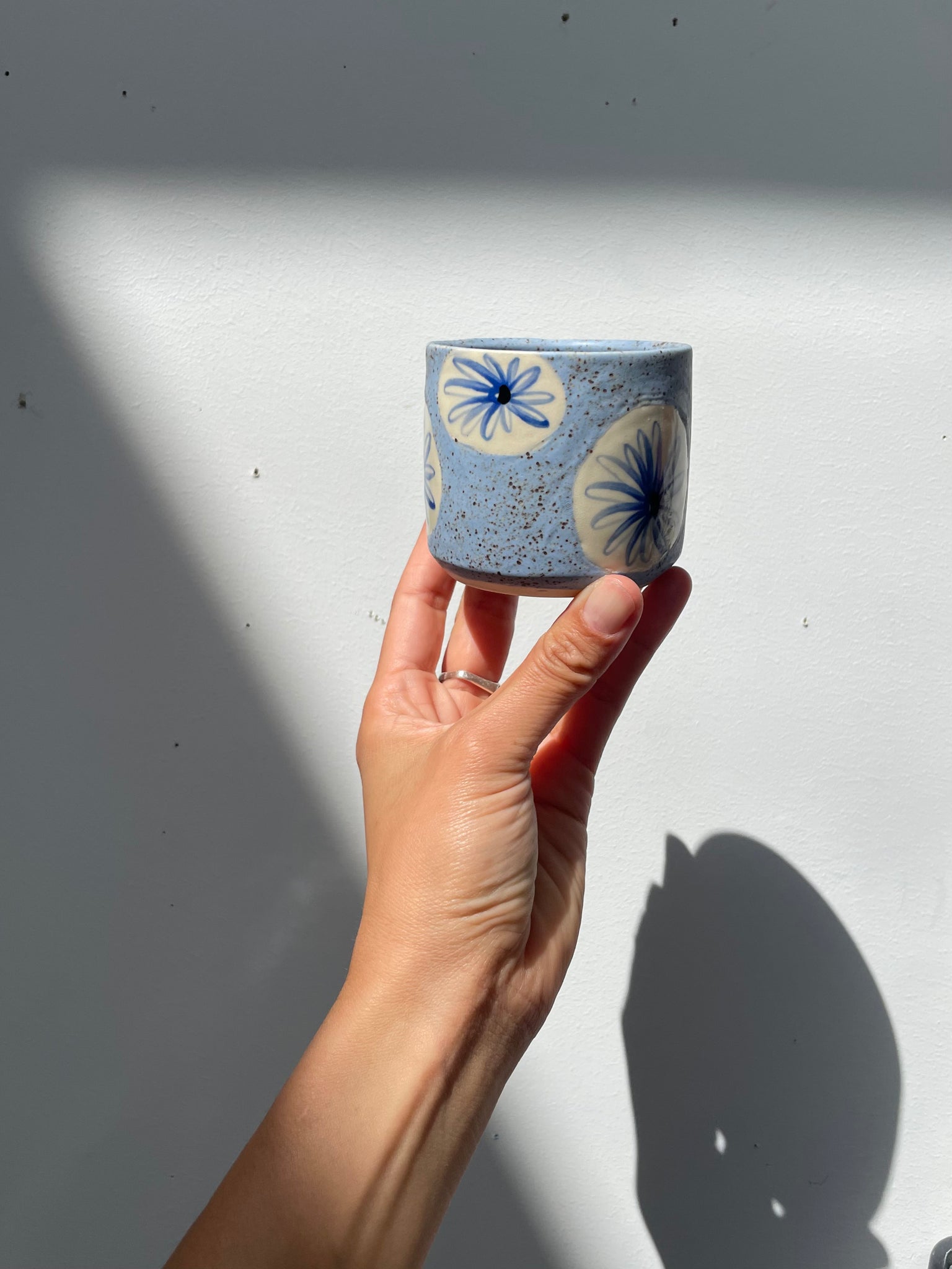 Blue Sand Comet flower Tumbler
